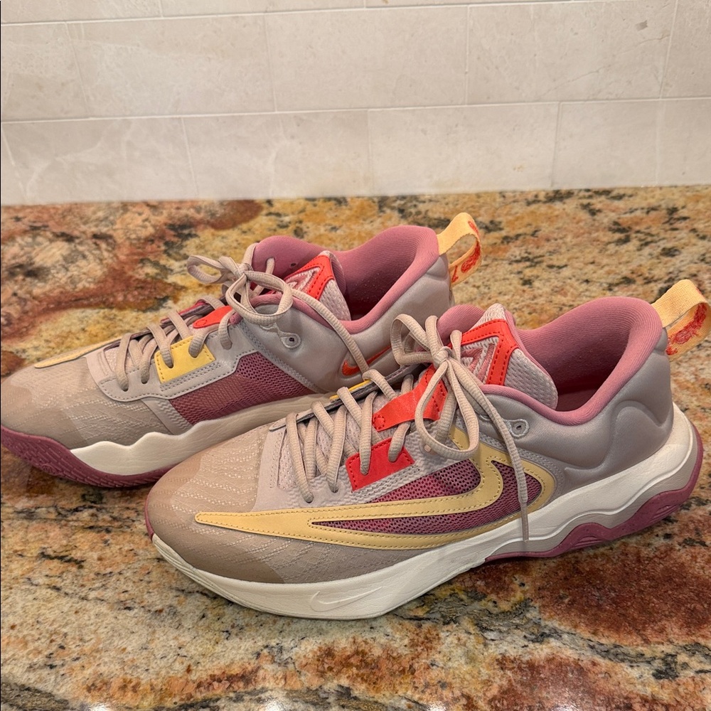 Nike Giannis Immortality Men's Sneakers